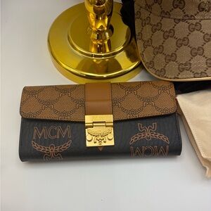 NEW MCM Tracy Large Chain Mix Visetos and Lauretos Wallet Style # MYLEAXT03BK001